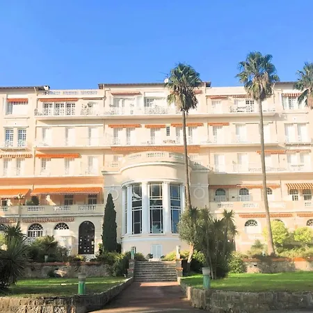 Peaceful With Pool And Stunning Views アパート イエール